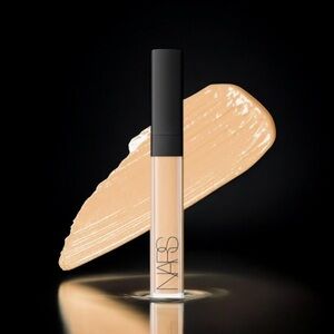 🆕💕NARS Radiant Creamy Concealer • Travel Mini 0.05oz • Light 2.2 Nugatine • NIB